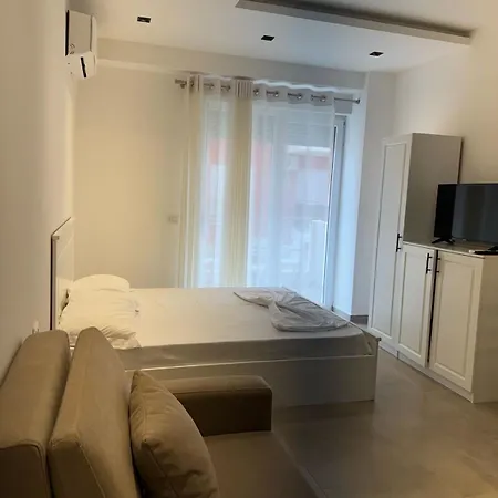 Deluxe Appartamento Shëngjin