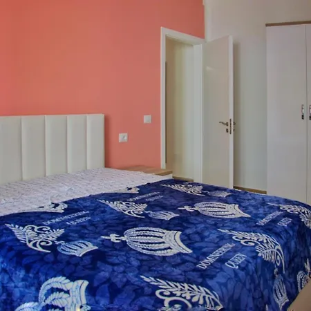 Deluxe Appartamento Shëngjin