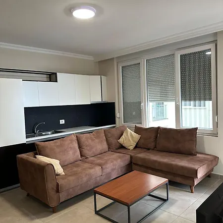 Apartment Deluxe *