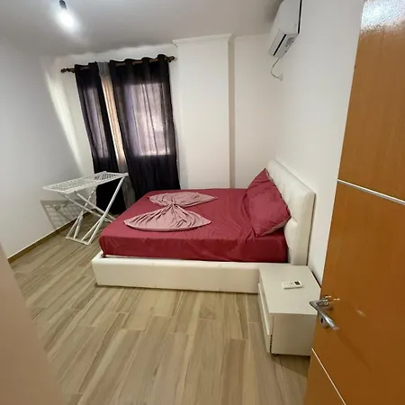 Deluxe Apartment *